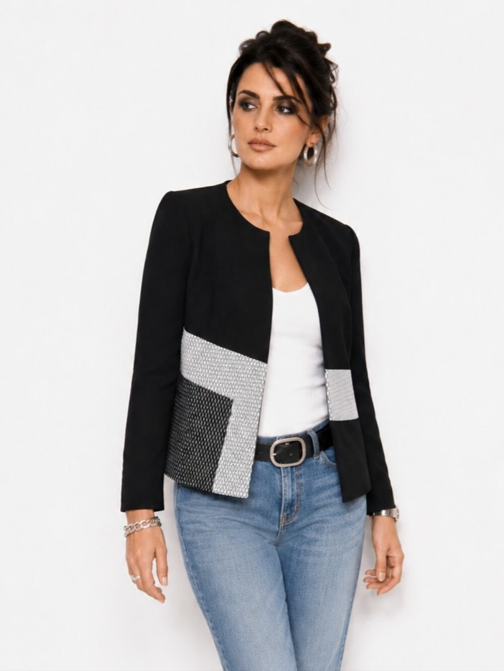 Calvin Klein Mixed-Media Collarless Black Blazer. Size 4